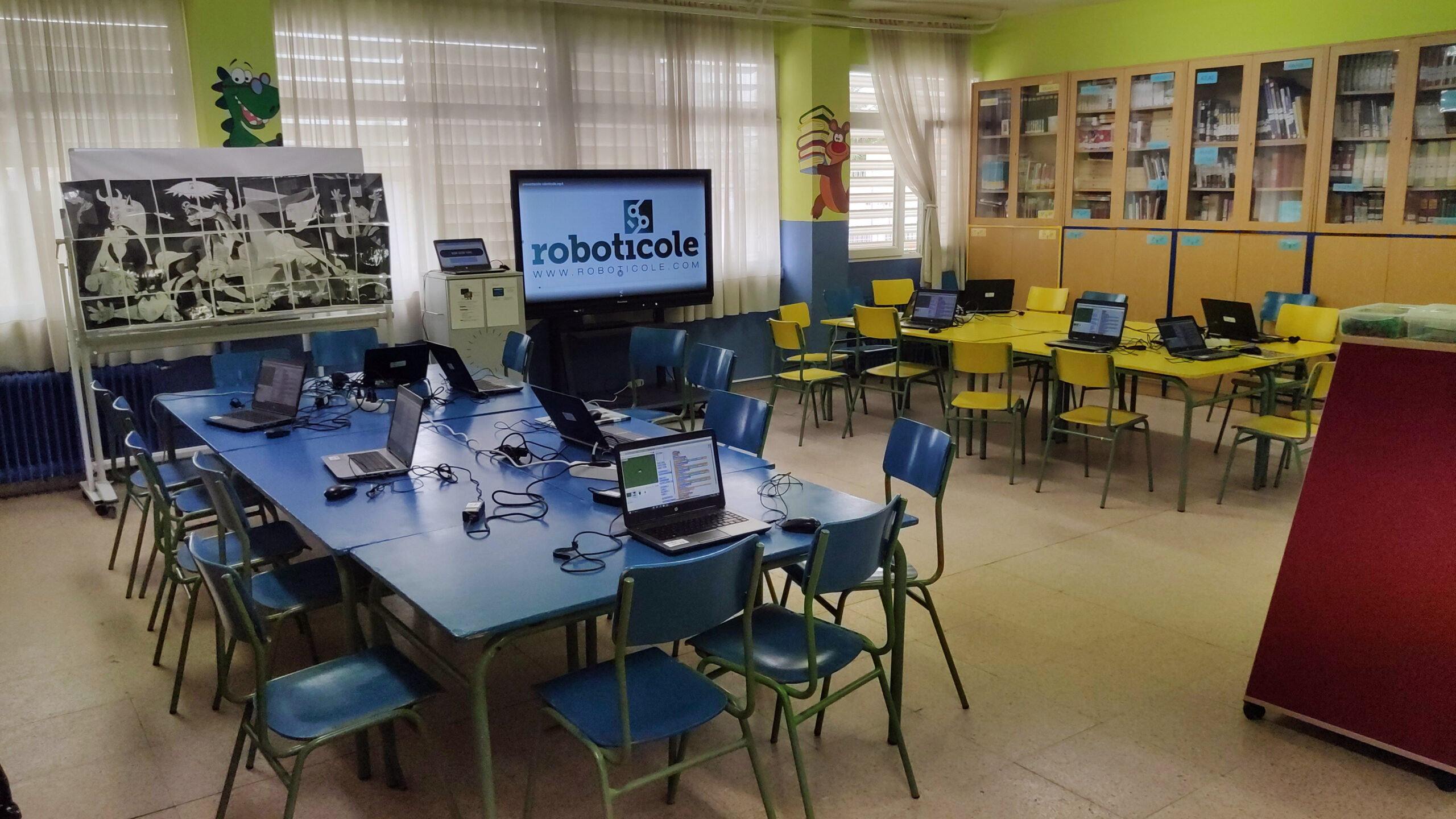 Clase de robotica en un colegio
