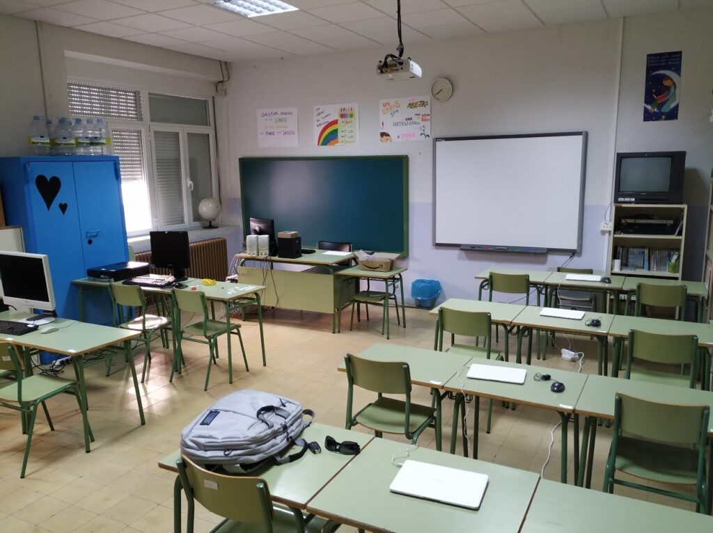 Aula de robótica de Roboticole
